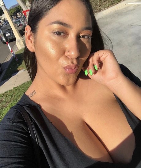 tall onlyfans nudes photos