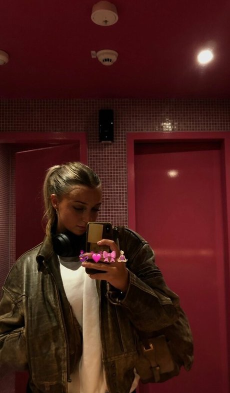 Elly Anne model best img