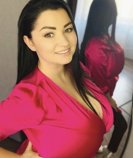 old lady onlyfans sexy nude pic