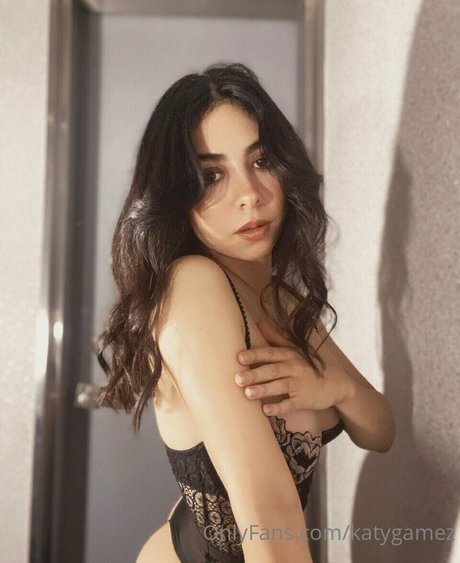 Katygamez best actress photo