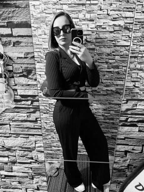 KatrinB high quality actress photo