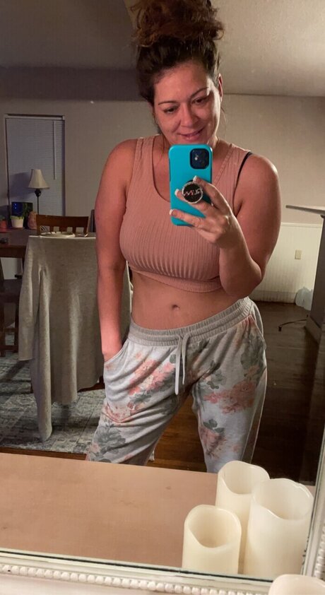 Quinn hd actress photos