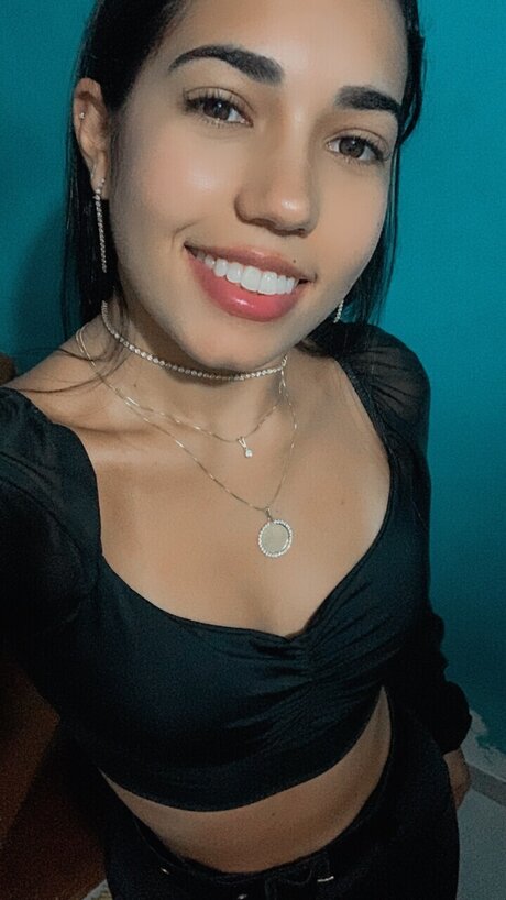 amateur trans onlyfans pornographic picture