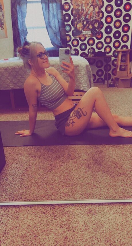 Greeneyedgal star sex photo