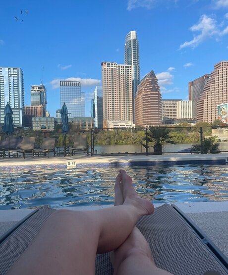 Lala s Feet naked pornstar pic