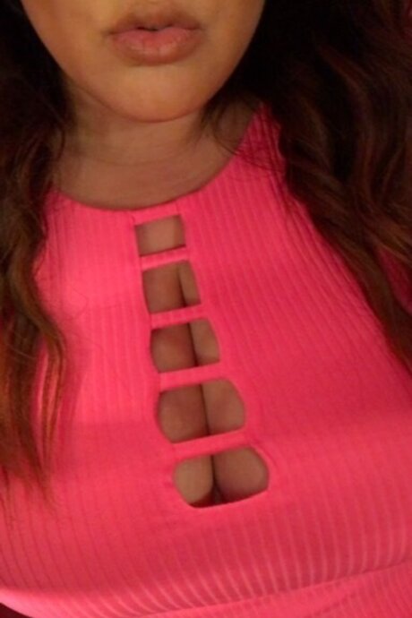 Alexis Burgundy star pretty pictures