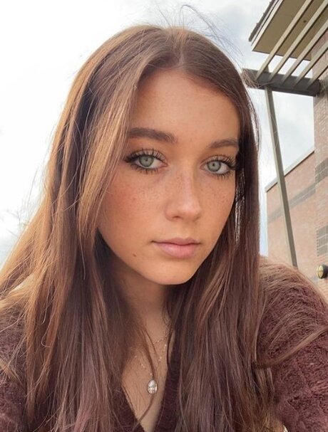 Frost model free pictures