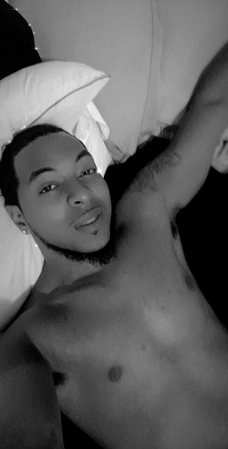 C Lo the genie_ pornstar img