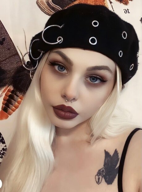 Internetangel naked pornstar photos