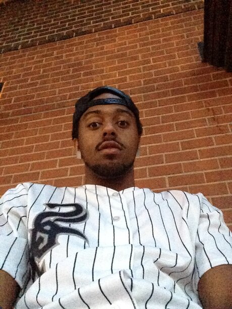 Nylah0227 nude pornstar image