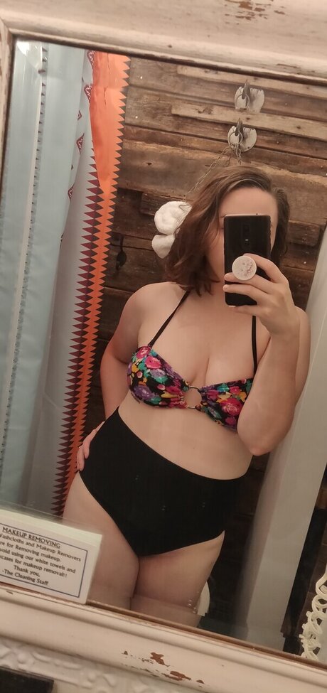 Daisy Fuchs_ model perfect photo