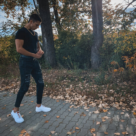 Tam s Orosz perfect star photos