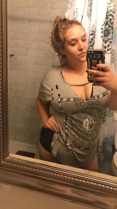 Chelsie top star photo