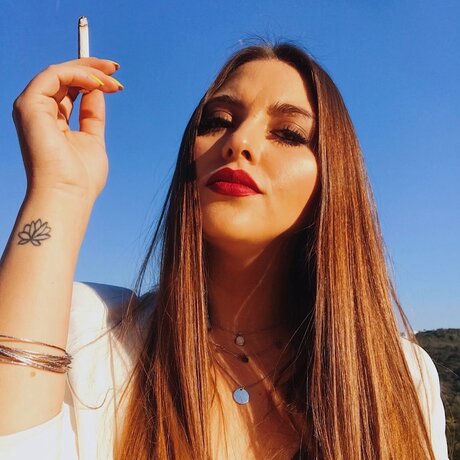 Dani Isper best actress pic