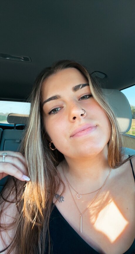 Katlyn model top pics