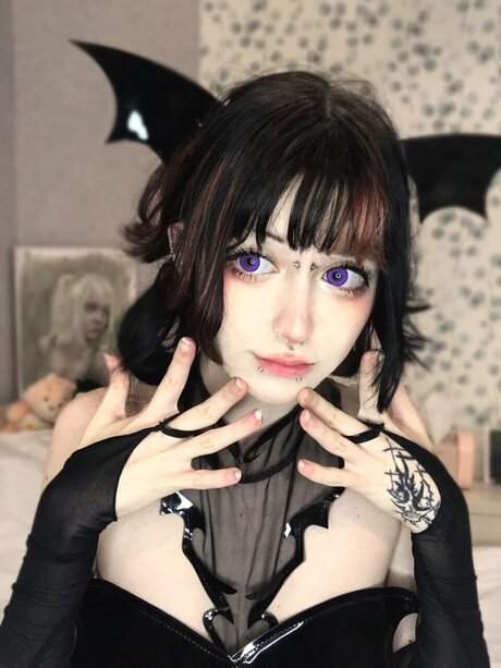 Rosemi erotic model img