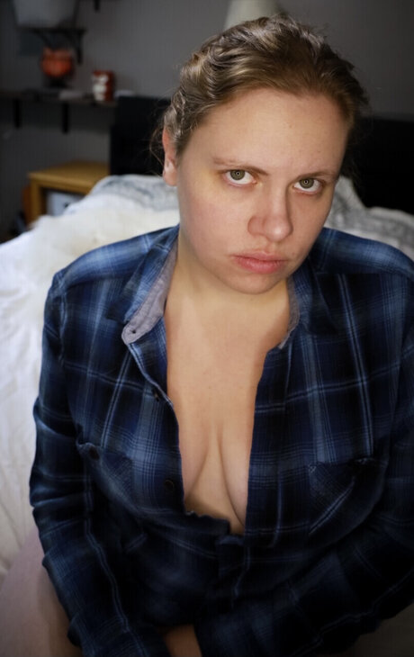 Natalie Mayson model pornographic pic