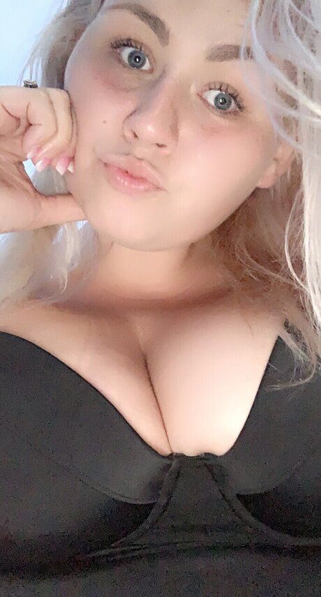 Tasty Tiffanyy_ nice model gallery