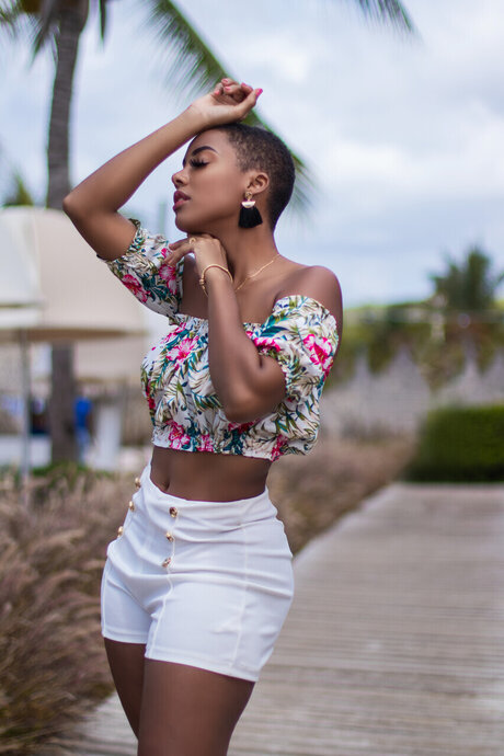 Reidy Everett model porn images