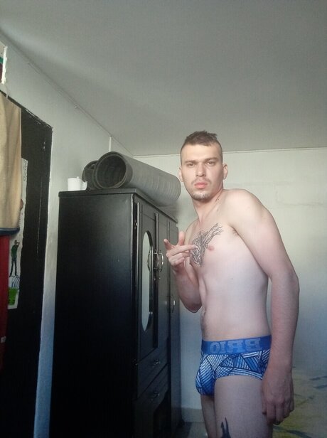 Alvaro Aza best star pictures