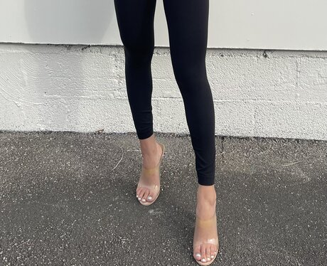 Royal feet free actress pics