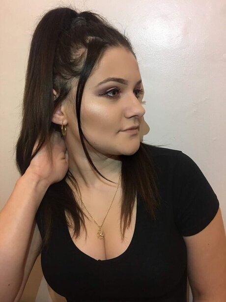 Cassandra Cassie pornstar nudes photos