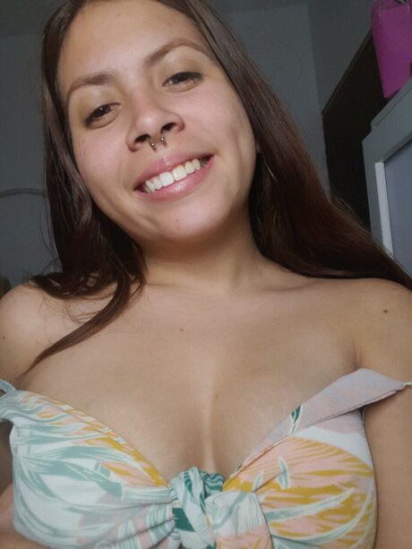 Valentina Bann pornstar sexy galleries