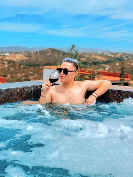 Sebastian Bautista nice model photo