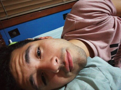 Mike Pine model naked pictures