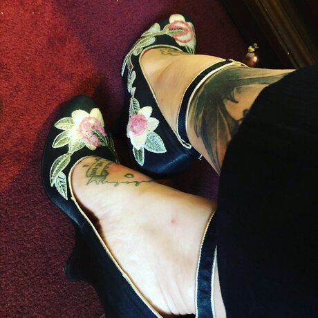 GretaX pornographic model galleries