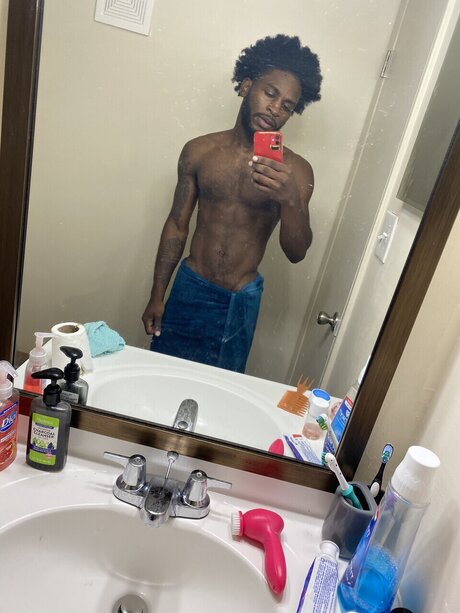 BdDee erotic pornstar photos