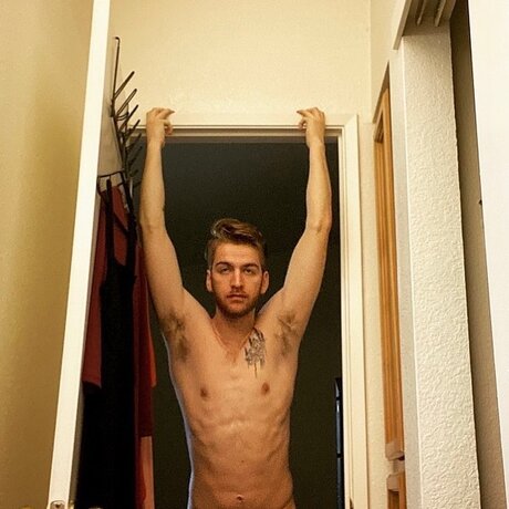 Sensual Saltine art model archive