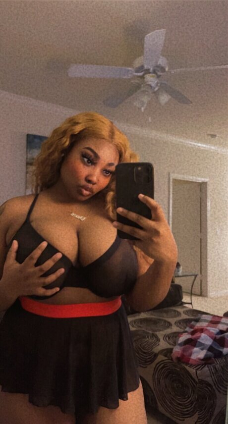 Chanelle nude star pictures