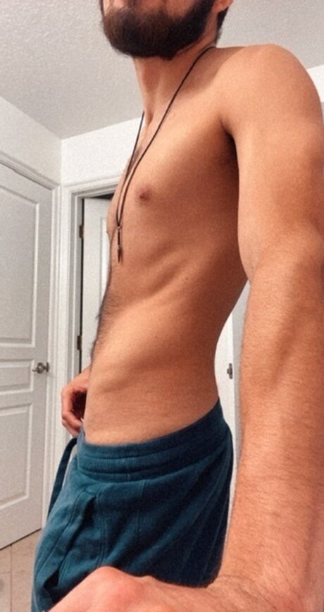 Honeyboyxx pretty actress gallery