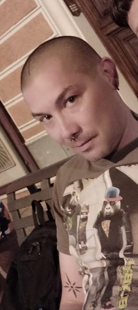 Sk8 pretty pornstar photo