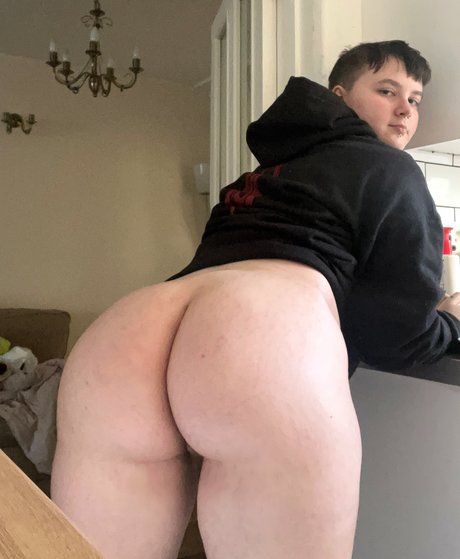 Ofscarll sex model images