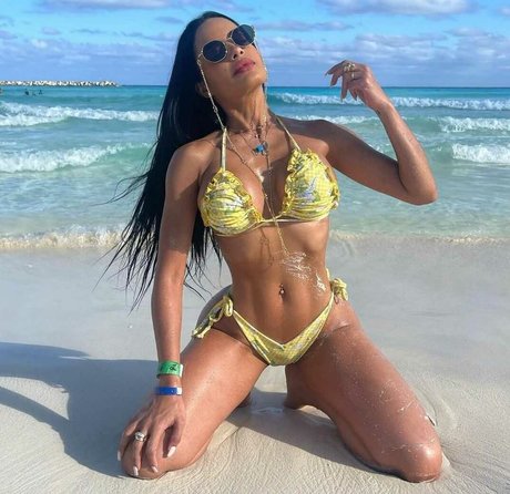 mature squirt onlyfans free sex picture