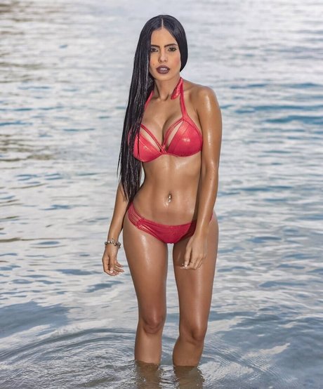 Mariell Andreina model best pic