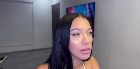 Amanda Rabbit model nice pics