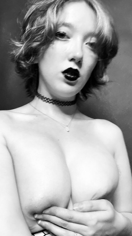 Carmex star nudes img