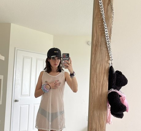 Anne Frank pornstar exclusive images