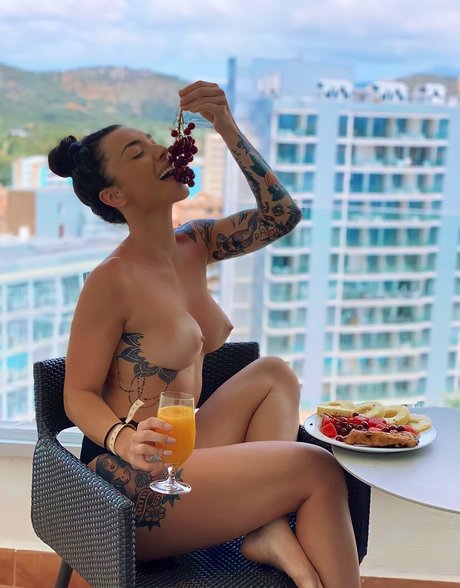 hairy legs onlyfans beautiful naked images