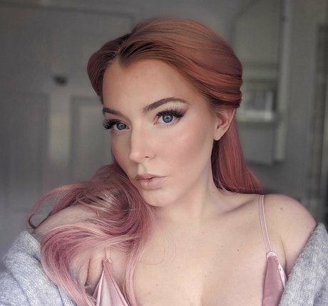 asian influencer onlyfans nude archive