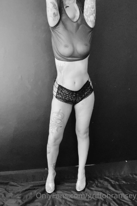 Griffon Ramsey star naked pic