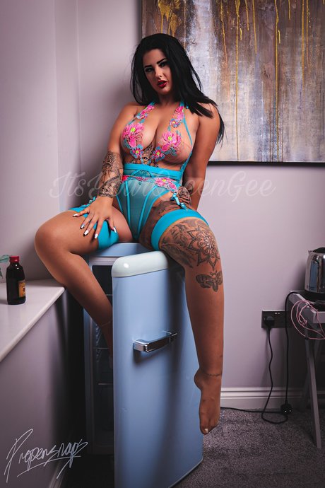 Not in Use Queenie nice pornstar photos