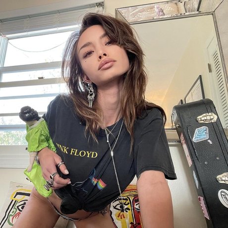 blonde princess onlyfans free images