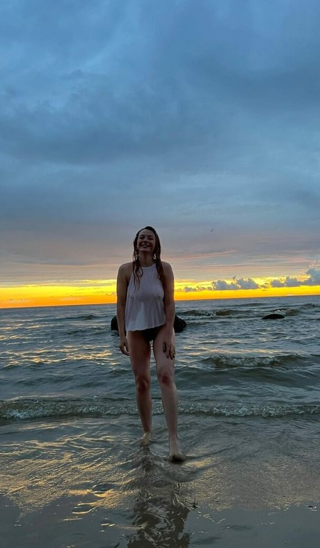 Olga Kobzar pretty actress pic