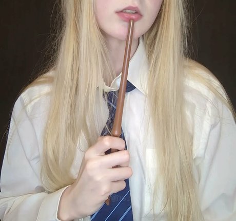 nellyxlamb hot model picture