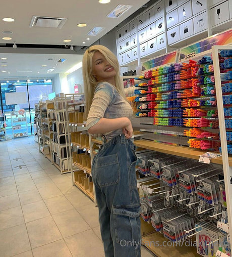 shemale cumshot onlyfans sex pic