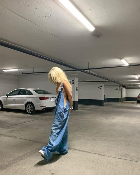 ebony shemale onlyfans hot naked images